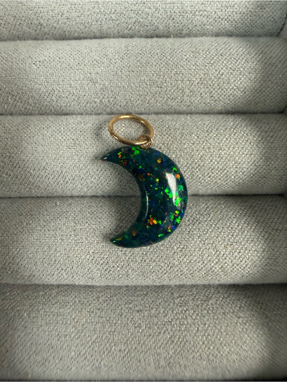 14k yg Gold-Loop Crescent Moon Pendant in Black fire opal Opal